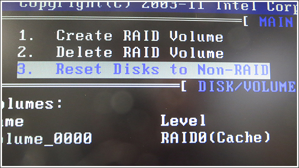 「3.Reset Disks to Non-RAID」を選択