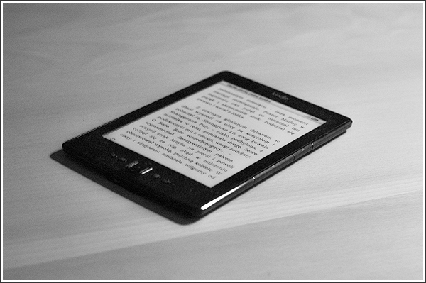 レノボ「YOGA Tablet 3 8」を電子書籍リーダー用に購入！