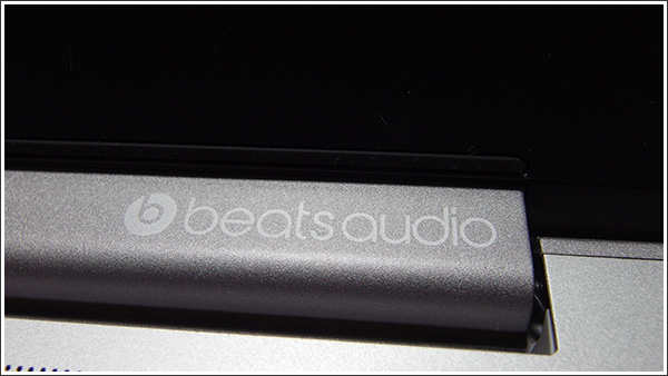 HP Stream 14-z000　beatsaoudio